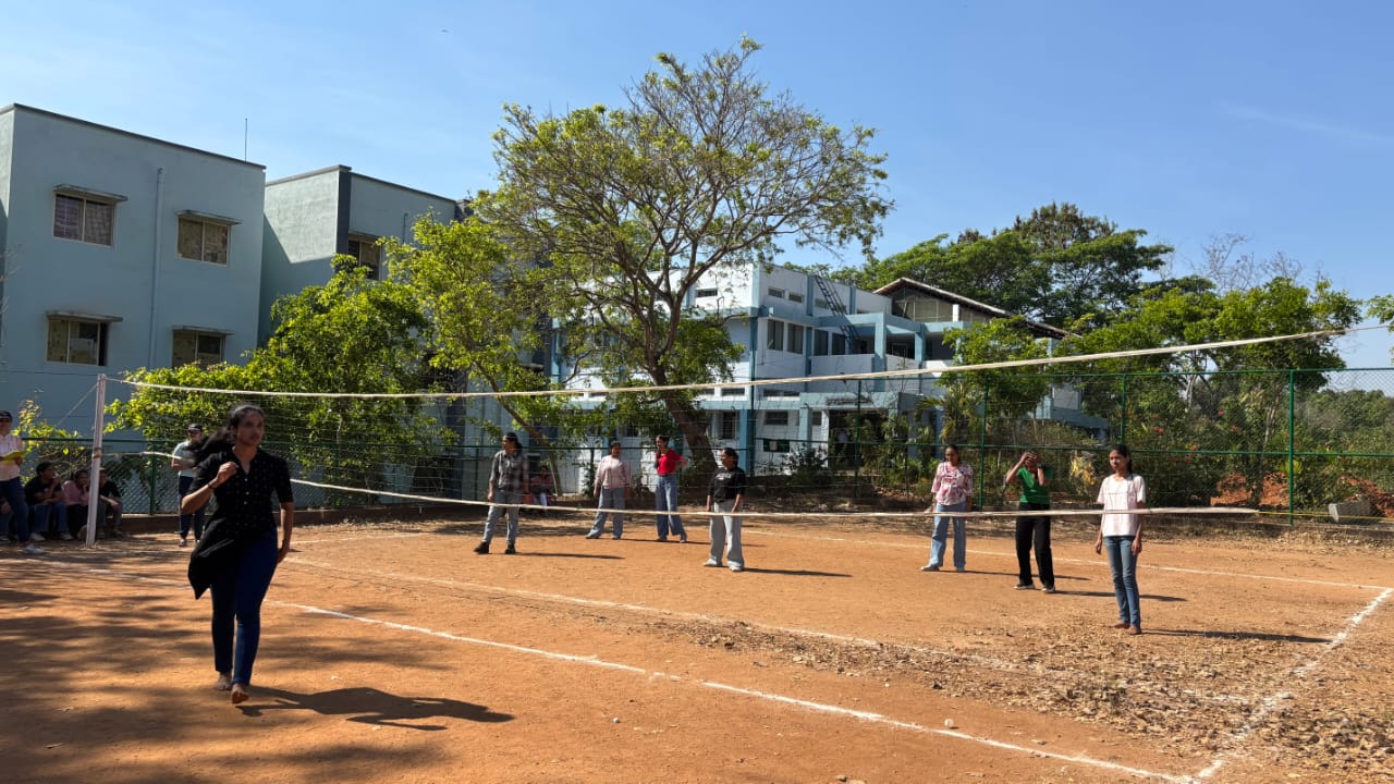 Throwball competition